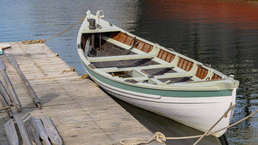 Main image Mistyc Rowboat